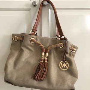 Micheal Kors Marina Large Metallic Gathered Tote